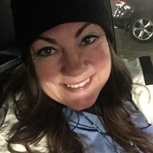 Meet your Posher, Leeanna